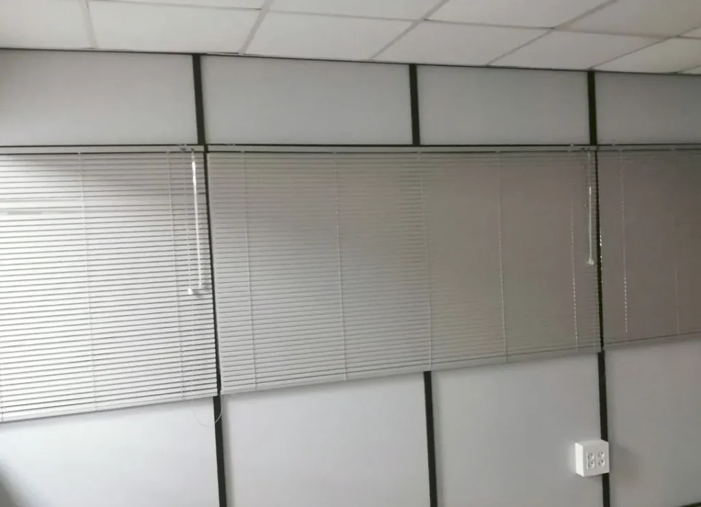 divisores de oficina